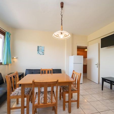 Lorenzo House Apartments Λάσση Εξωτερικό φωτογραφία