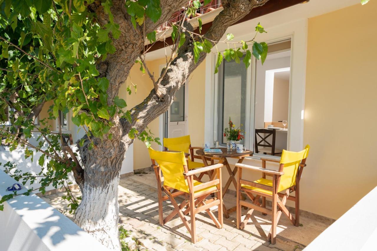 Lorenzo House Apartments Λάσση Εξωτερικό φωτογραφία