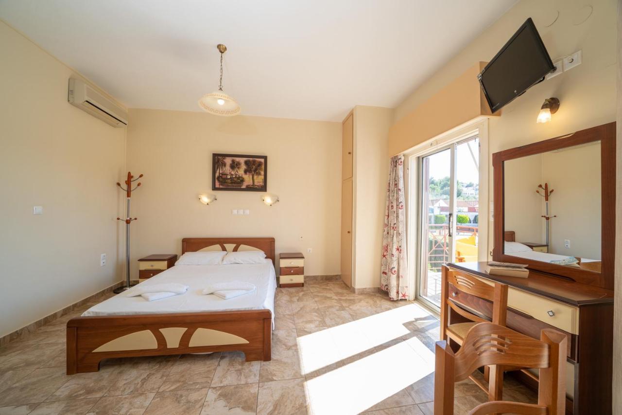 Lorenzo House Apartments Λάσση Εξωτερικό φωτογραφία