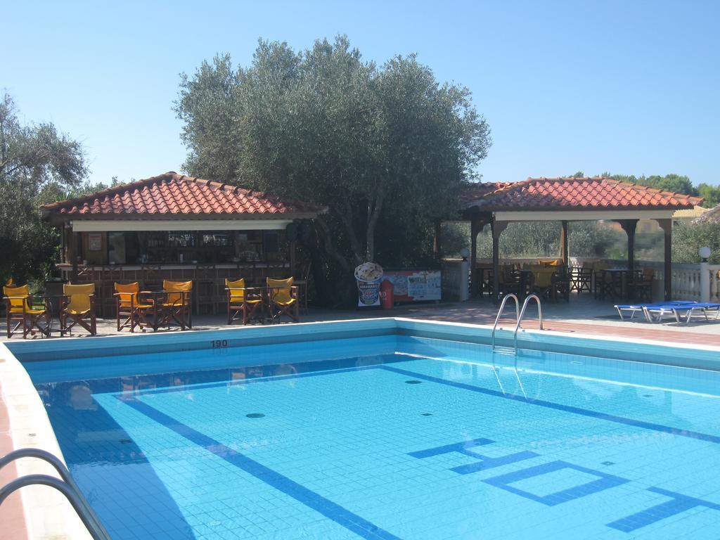 Lorenzo House Apartments Λάσση Εξωτερικό φωτογραφία