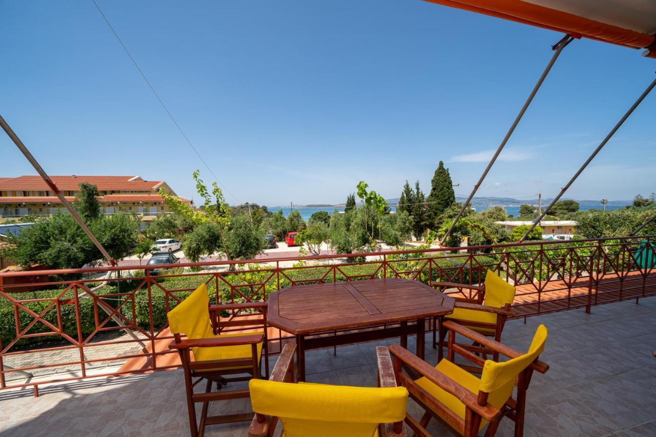 Lorenzo House Apartments Λάσση Εξωτερικό φωτογραφία