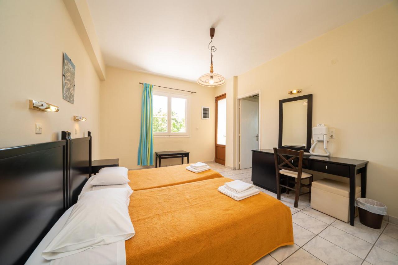 Lorenzo House Apartments Λάσση Εξωτερικό φωτογραφία