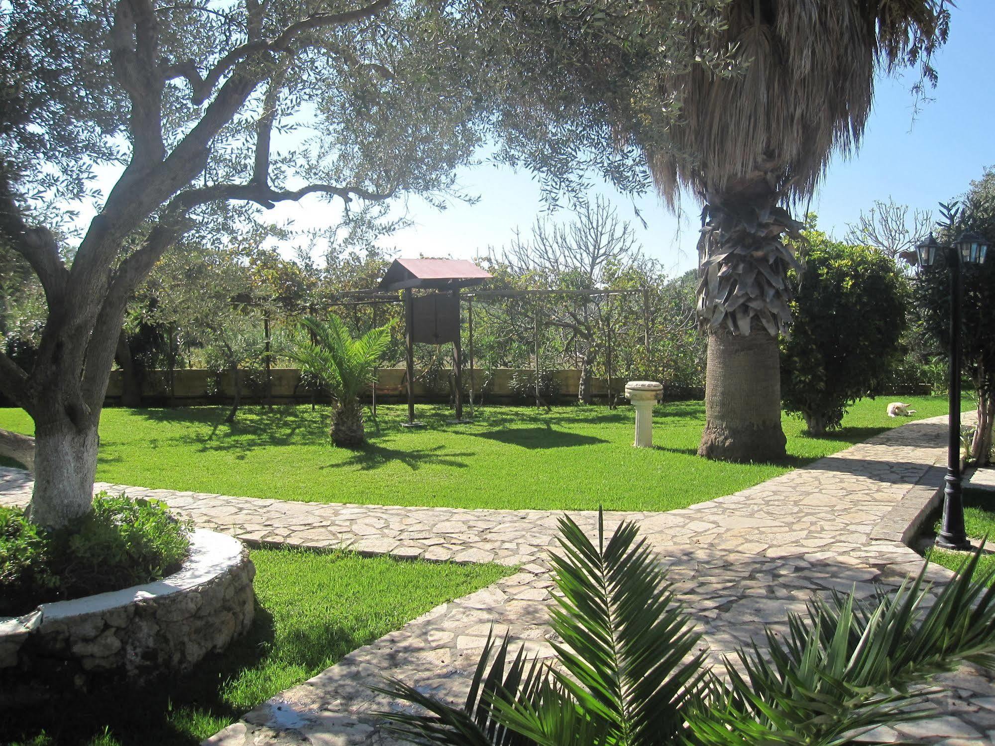 Lorenzo House Apartments Λάσση Εξωτερικό φωτογραφία